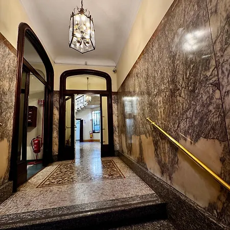 Charming 2 Bed With Private Baths In Center * 밀라노