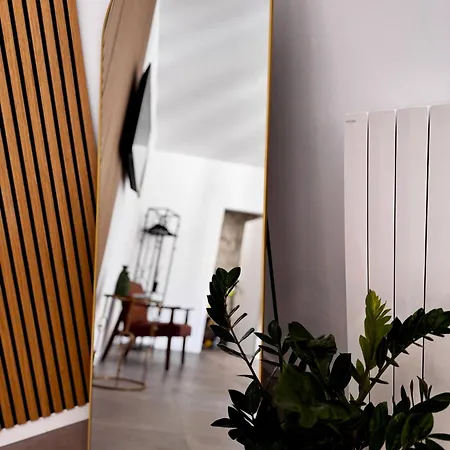 Appartement Charming 2 Bed With Private Baths In Center