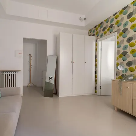Modern Flats Near Center דירה