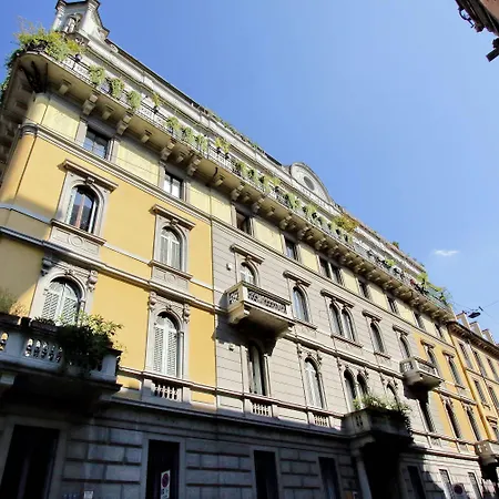 Vico Fashion District