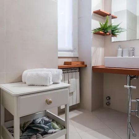 Appartement Joivy Elegant 1 Bedroom In Front Of The Sforzesco Castle *