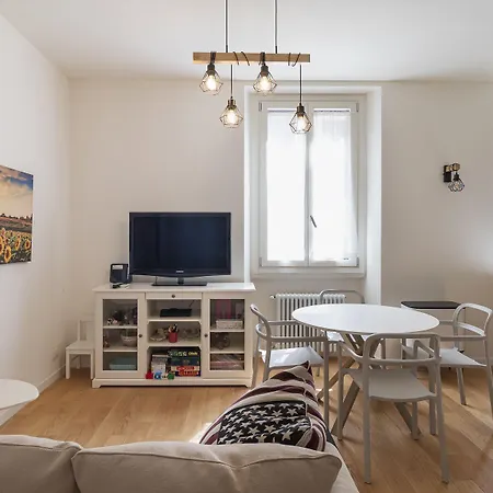 Joivy Cosy 1-bed Near *
