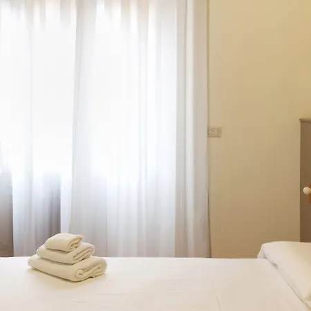 Apartment Joivy Smart 1-bed With Modern Amenities Milan