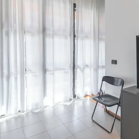 Apartament Italianway Easy - Zuretti 32 *