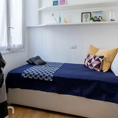 아파트 Joivy Lovely Flat For 5 Close To Sforzesco Castle *