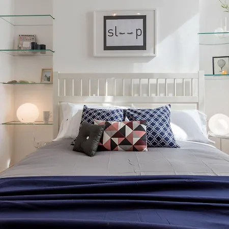 아파트 Joivy Lovely Flat For 5 Close To Sforzesco Castle *