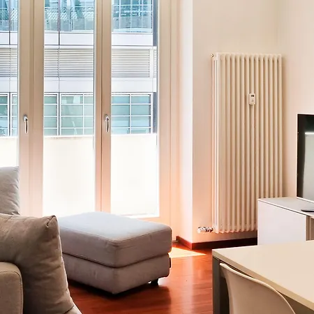 Joivy Superb Flat, 2 Balconies & Skyscrapers View 米兰