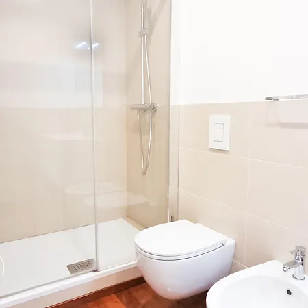 Joivy Superb Flat, 2 Balconies & Skyscrapers View Daire Milano