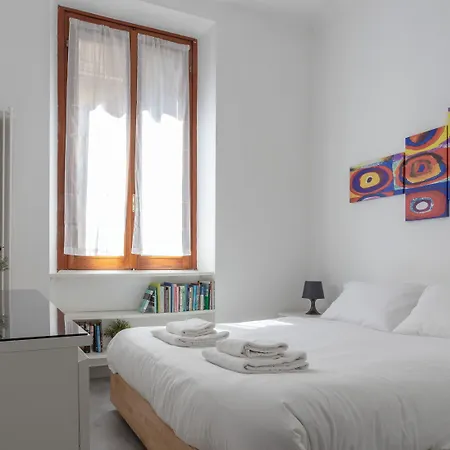 아파트 Italianway Comfort - Villoresi 25 *