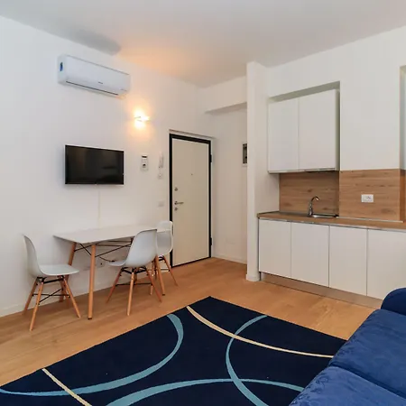 Joivy Cosy 1bed Flat In Fiera, * Milánó