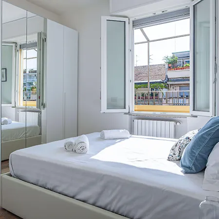 Joivy Sublime Flat With Balcony Apartment