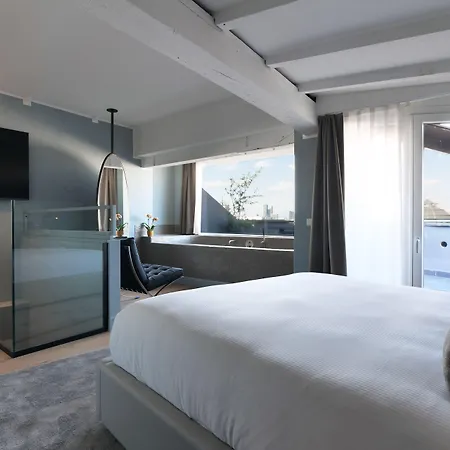 Prestige Boutique - Piazza Duomo View Appartement 4*