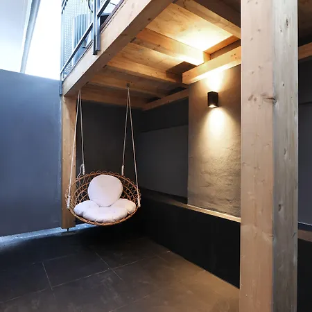 Апартаменты Prestige Boutique - Piazza Duomo View 4*