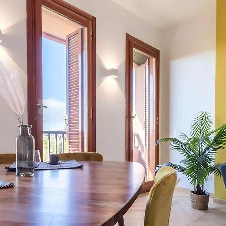 Joivy Superb Close To Fiera And Life