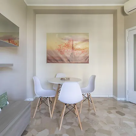 Joivy Trendy Flat With Balcony Lejlighed *