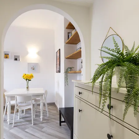 Mezzofanti - Tre Ponti Apartamento *