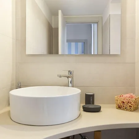 Mezzofanti - Tre Ponti Apartamento *