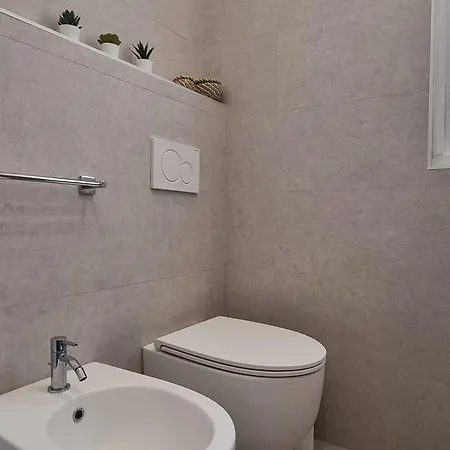 Joivy Contemporary 1-bed Near Duomo Di Μιλάνο