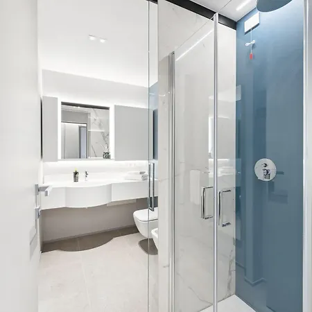 Limehome Via Stresa * Milán