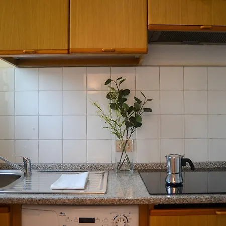 Joivy Lovely For 4 Next To Bus And Metro Station Milan