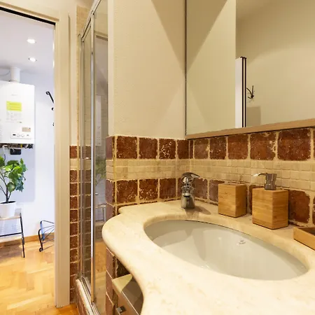 Pit Stop - Navigli Apartment