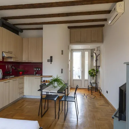 Pit Stop - Navigli *