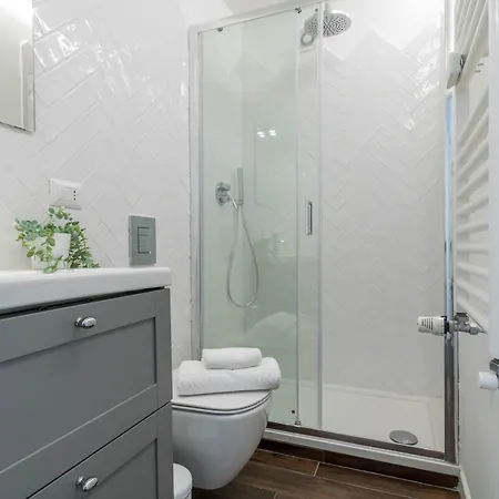 아파트 Joivy Chic For 3 Close To Sempione Park