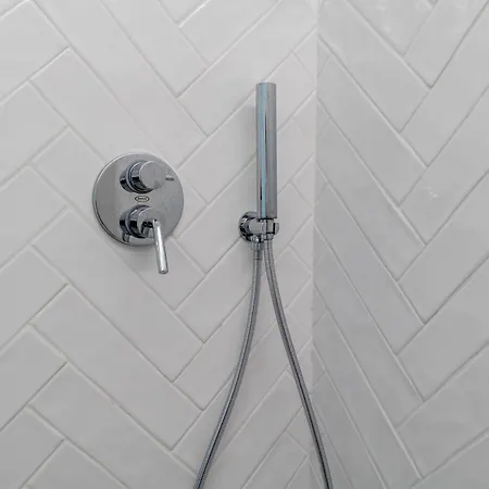 Joivy Chic For 3 Close To Sempione Park 아파트 *