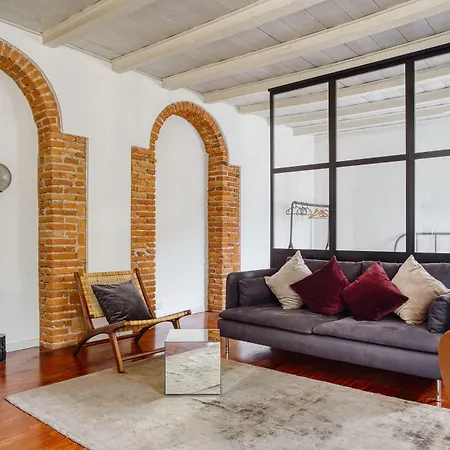 Joivy Superb In The Centre Of * Milan