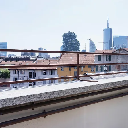 Italianway - Cola Montano 29 Milan