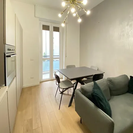 Διαμέρισμα Urban Flat - Visconti 10/2 *