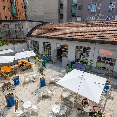 Bovisa Urban Garden אכסניה