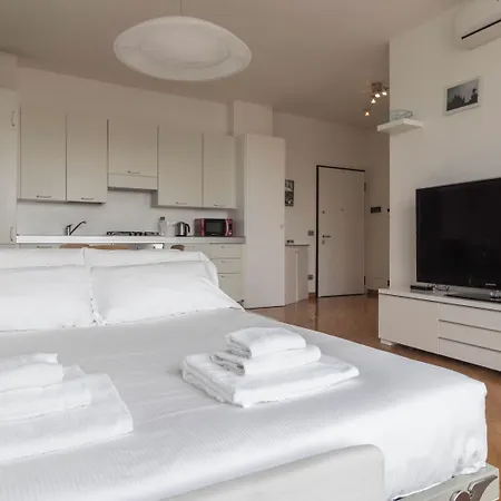 Italianway Easy - Biancamano 2 Apartament Mediolan