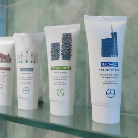 Italianway - Santa Maria Fulcorina 11 * Милан