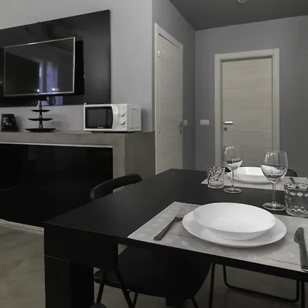 Lägenhet Italianway - Tiraboschi 4 *