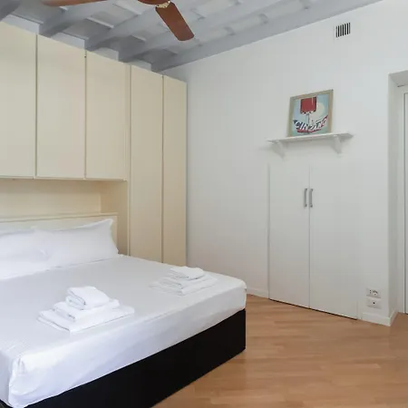 Italianway Easy - Garibaldi 40 아파트