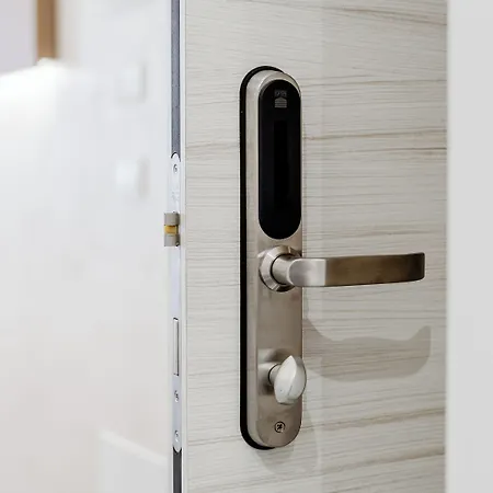 Navigli 招待所 4*