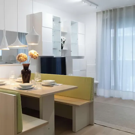 Italianway Comfort - Compagnoni 12 - Mir... * Milan