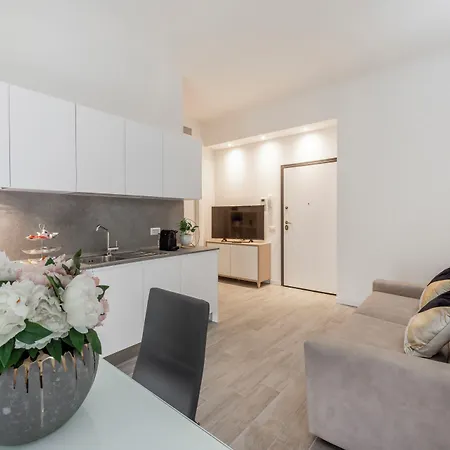Royal - Centro Brera Apartment