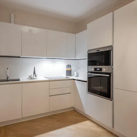 Royal - Centro Brera Apartment *