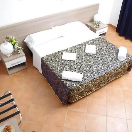 فندق سنترال