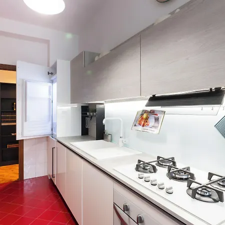 Trendy Corner - Fashion District Appartement