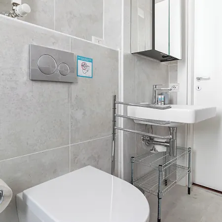 Italianway - Lorenteggio 30 Daire *