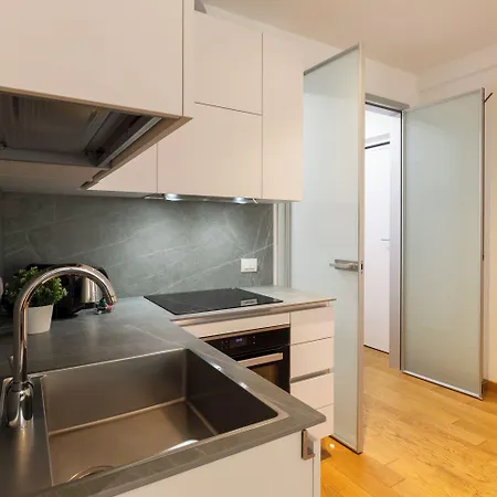 Suzzani 96 - Bicocca Area Apartamento Milão