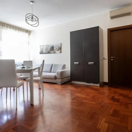 Italianway Easy - Sismondi 74 Milán