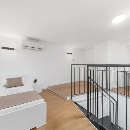 Casa Da Mirabello * Milánó