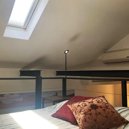 아파트 Cozy And Bright Flat In Isola