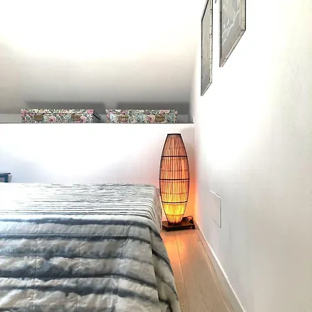 아파트 Cozy And Bright Flat In Isola *