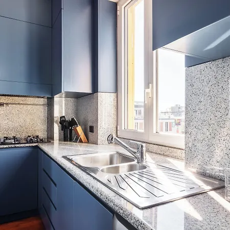 Easyhomes - Navigli Terrace * Milánó