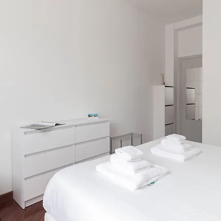 Italianway - Lorenteggio 30 *